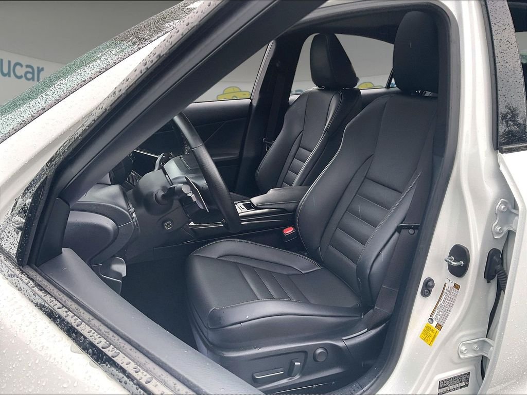 Used 2025 Lexus IS 350 F Sport w/ Navigation Package AWD/4WD image 10