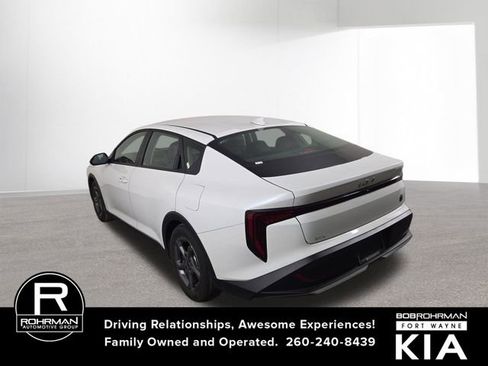 Certified 2025 Kia K4 LXS image 10