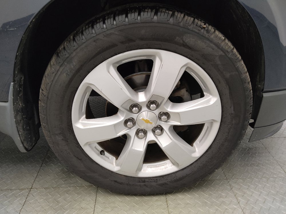 Used 2017 Chevrolet Traverse LT w/ Style and Technology Package FWD image 31