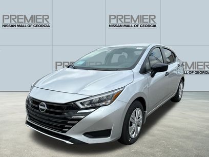 New 2025 Nissan Versa S w/ Trunk Package