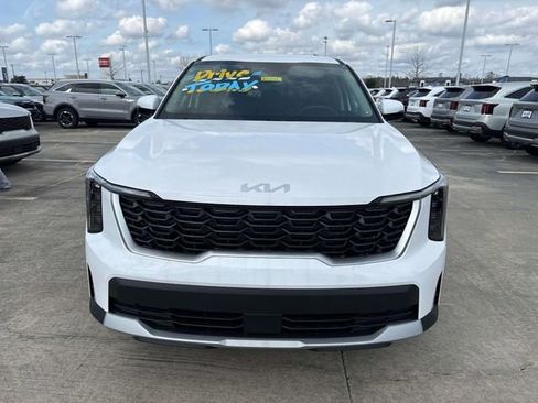 New 2026 Kia Sorento LX FWD image 2