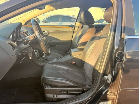 Used 2010 Chevrolet Malibu LT FWD image 12