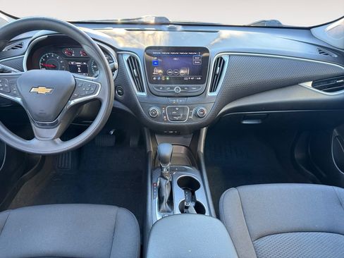 Used 2023 Chevrolet Malibu LS image 11