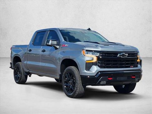 Used 2026 Chevrolet Silverado 1500 LT Trail Boss w/ Safety Package AWD/4WD image 3