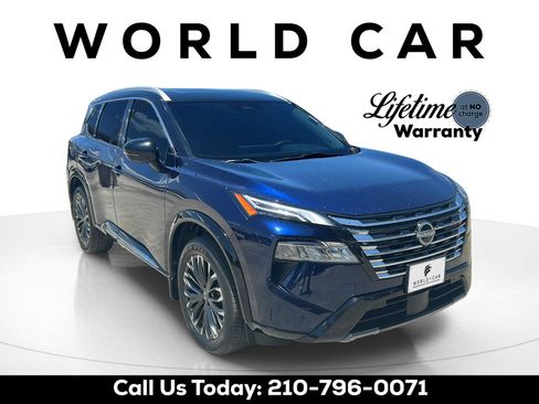 Used 2024 Nissan Rogue Platinum FWD image 1