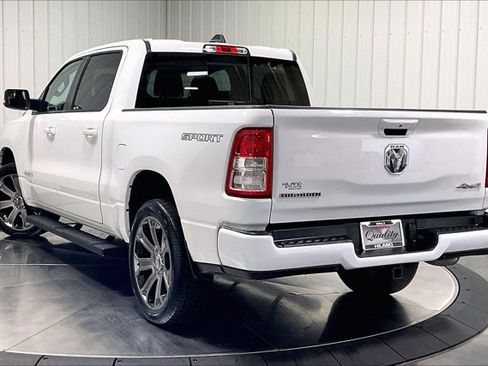 Used 2022 RAM 1500 Big Horn AWD/4WD image 12