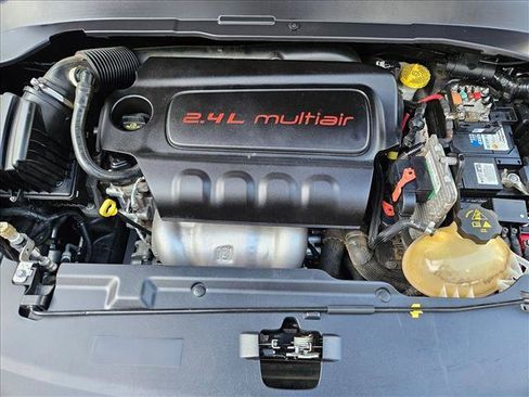 Used 2018 Jeep Compass Latitude w/ Popular Equipment Group FWD image 22
