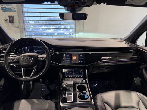 Used 2025 Audi Q7 3.0T Premium Plus AWD/4WD image 36