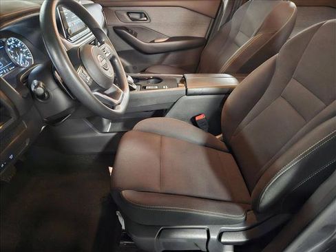 Used 2023 Nissan Rogue S FWD image 15