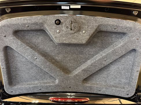 Used 2002 Ford Thunderbird image 52