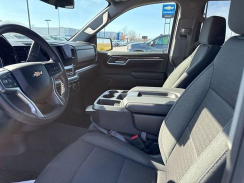 Used 2023 Chevrolet Silverado 1500 LT image 23