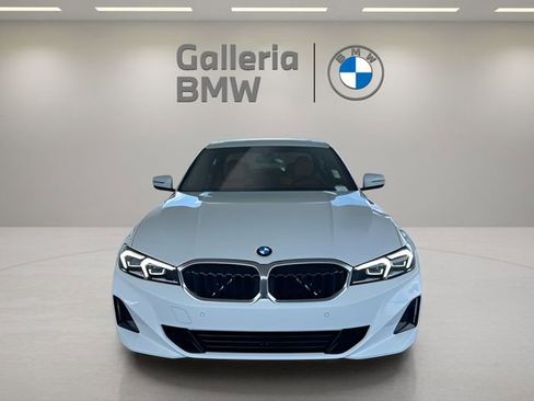New 2026 BMW 330i Sedan w/ Premium Package image 2