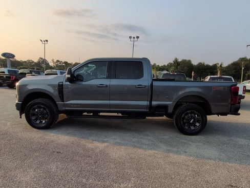 Used 2024 Ford F250 Lariat w/ Lariat Ultimate Package AWD/4WD image 7
