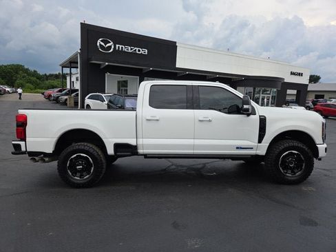 Used 2025 Ford F250 Lariat w/ Lariat Ultimate Package AWD/4WD image 6