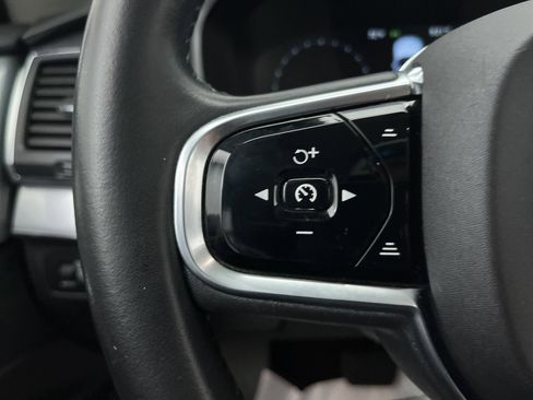 Used 2016 Volvo XC90 T6 Momentum w/ Vision Package image 26