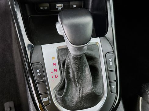 Used 2022 Kia Forte GT-Line w/ GT-Line Premium Package image 19