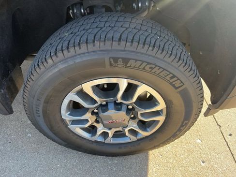 Used 2024 GMC Sierra 2500 SLT w/ SLT Premium Package image 63