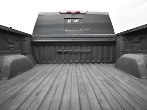 Used 2022 GMC Sierra 1500 Denali w/ Denali Premium Package AWD/4WD image 7