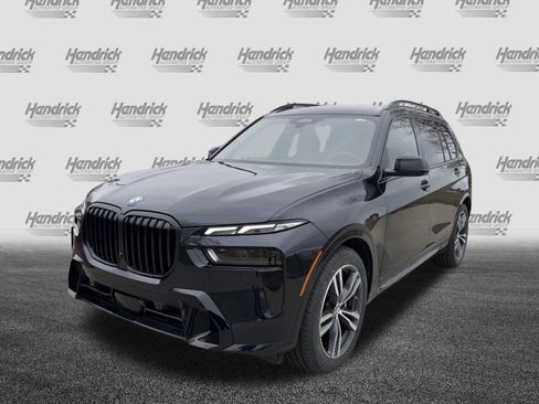 Certified 2025 BMW X7 xDrive40i image 5