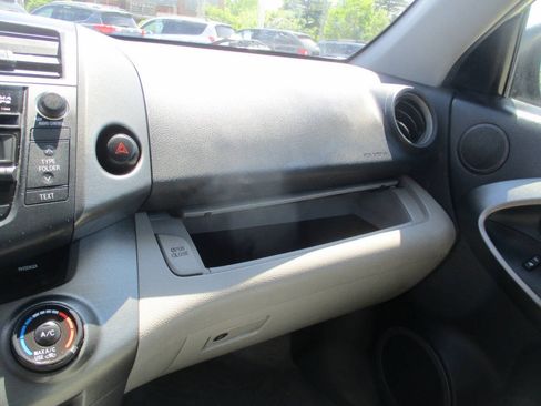 Used 2011 Toyota RAV4 4WD w/ Base L4 Extra Value Pkg image 24