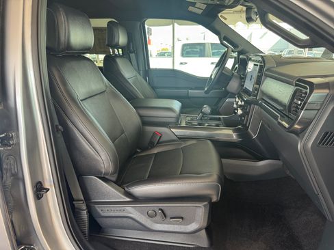 Used 2022 Ford F150 XLT w/ Equipment Group 302A High AWD/4WD image 29