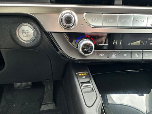 New 2025 Kia Telluride S image 47