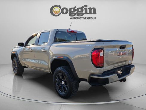 Certified 2024 GMC Canyon Elevation w/ Elevation Premium Package image 3