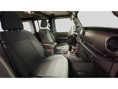Used 2019 Jeep Wrangler Unlimited Sport S AWD/4WD image 16