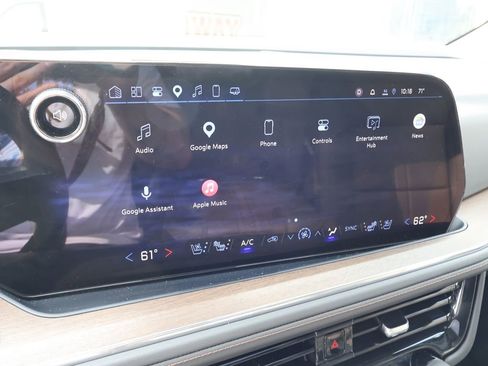 Used 2025 Chevrolet Tahoe High Country image 23