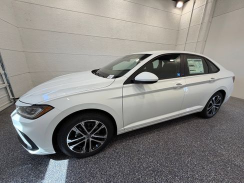 New 2026 Volkswagen Jetta Sport FWD image 2