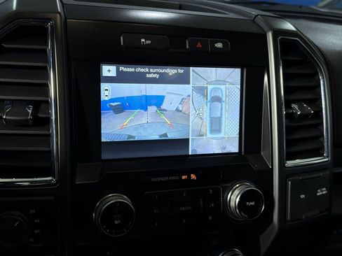 Used 2016 Ford F150 Lariat w/ Equipment Group 502A Luxury AWD/4WD image 34