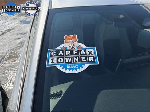 Used 2024 Toyota Corolla SE w/ SE Package image 10