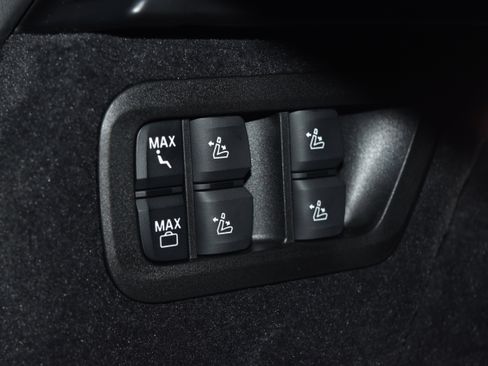 New 2026 BMW X7 M60i image 31