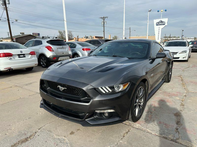Used 2016 Ford Mustang GT RWD image 3