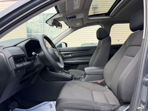 Used 2025 Honda CR-V EX image 14