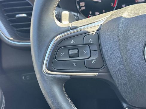 Used 2023 Buick Envision Preferred image 19