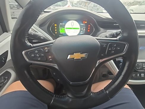 Used 2019 Chevrolet Bolt Premier w/ Infotainment Package image 14