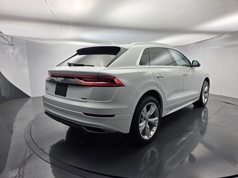 Used 2019 Audi Q8 Premium image 4