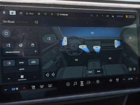 Used 2022 Rivian R1T Adventure image 40