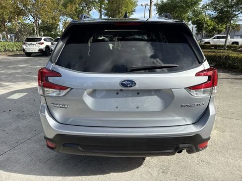 Used 2024 Subaru Forester Premium AWD/4WD image 24