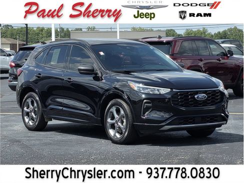 Used 2023 Ford Escape ST-Line w/ Tech Pack #1 AWD/4WD image 1