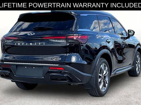 Certified 2023 INFINITI QX60 Luxe w/ Performance Audio Package image 2