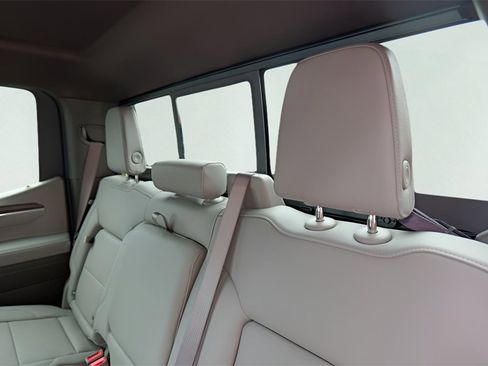 New 2026 GMC Sierra 1500 SLT image 23