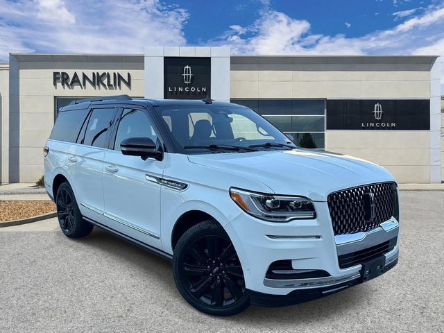 Used 2024 Lincoln Navigator Black Label AWD/4WD image 1
