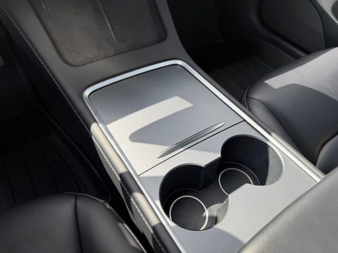 Used 2023 Tesla Model 3 Standard Range image 26