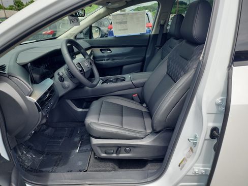 New 2026 Nissan Murano Platinum w/ Cargo Package AWD/4WD image 11