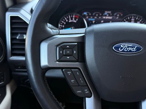 Used 2020 Ford Expedition Platinum image 43