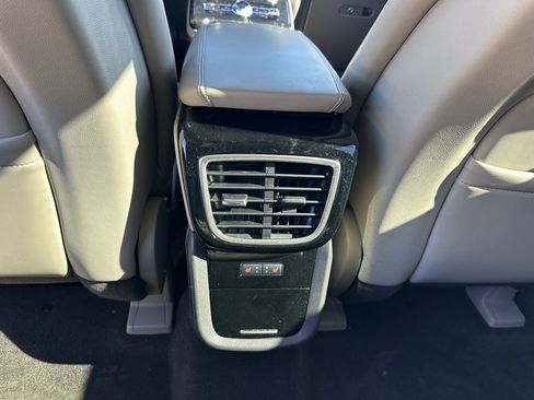 Used 2021 Lincoln Nautilus Reserve w/ Equipment Group 202A image 21