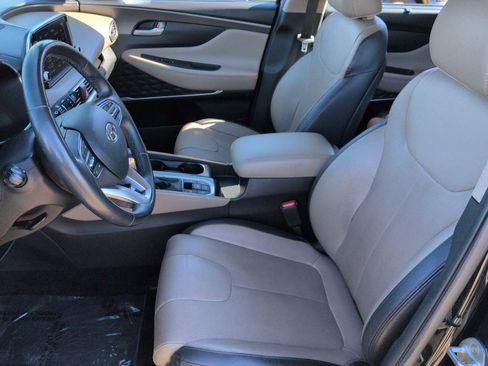 Used 2019 Hyundai Santa Fe FWD image 17