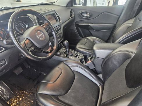 Used 2021 Jeep Cherokee Latitude Plus AWD/4WD image 9
